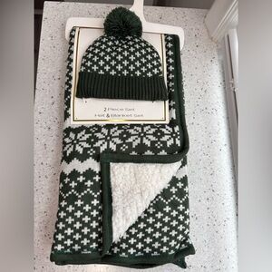 Tahari Green and White Knit Hat and Baby Blanket Set